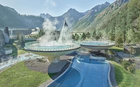 Aqua Dome 4 Sterne Superior Hotel & Tirol Therme Langenfeld